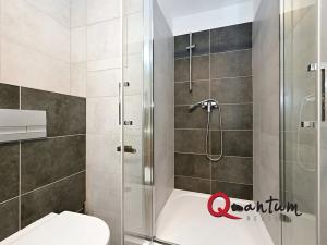 Pronájem bytu 1+kk, Praha - Hlubočepy, Fabiánové, 31 m2