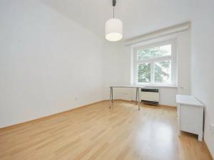 Pronájem bytu 2+1, Praha - Žižkov, Přemyslovská, 70 m2