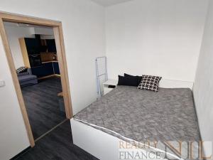 Pronájem bytu 2+kk, Plzeň, Macháčkova, 40 m2