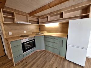 Pronájem bytu 1+kk, Praha - Košíře, Pod Kavalírkou, 26 m2