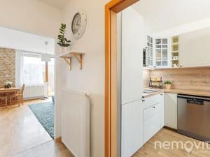 Prodej bytu 3+1, Unhošť, V Zahradách, 74 m2