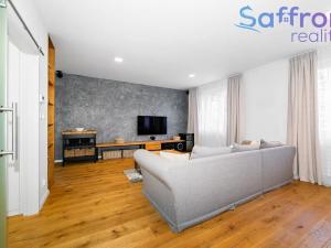 Prodej bytu 6+kk a větší, Dýšina, 17. listopadu, 209 m2