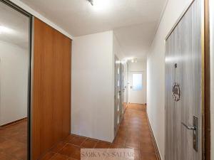 Prodej bytu 3+1, Praha - Petrovice, Frostova, 71 m2