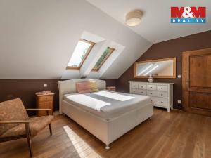 Prodej rodinného domu, Mořina, 240 m2
