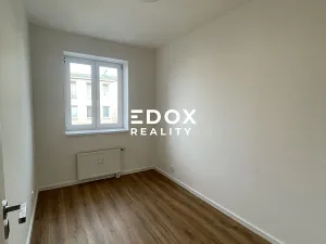 Pronájem bytu 2+kk, Praha - Kyje, Lipnická, 40 m2