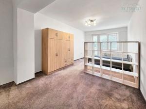 Prodej bytu 2+1, Plzeň, Blatenská, 48 m2