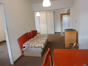 Pronájem bytu 2+kk, Praha - Libeň, V Holešovičkách, 42 m2
