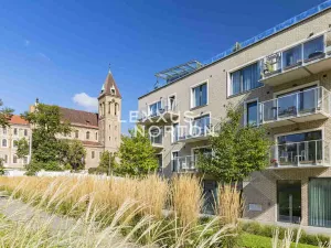 Prodej bytu 2+kk, Praha - Smíchov, Kobrova, 79 m2