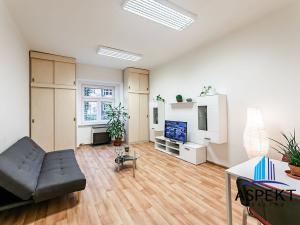 Prodej bytu 2+kk, Praha - Holešovice, Schnirchova, 52 m2