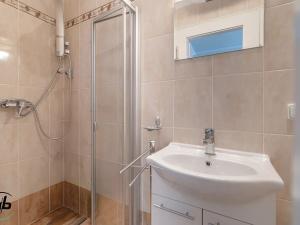 Prodej činžovního domu, Hnojník, 255 m2