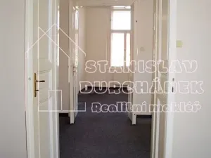 Pronájem kanceláře, Praha - Karlín, Prvního pluku, 103 m2