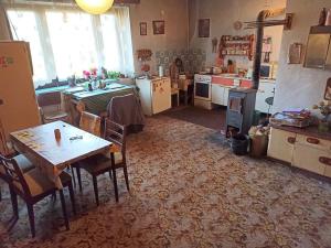 Prodej zemědělské usedlosti, Vykáň, 450 m2
