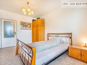 Prodej bytu 2+1, Brtnice, Nad Práchovnou, 57 m2