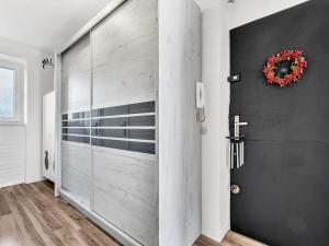 Prodej bytu 2+1, Neratovice, Čtvercová, 61 m2