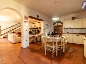 Prodej vily, Castiglion Fiorentino, Itálie, 262 m2