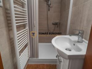 Pronájem rodinného domu, Brumov-Bylnice - Brumov, Hodňov, 80 m2
