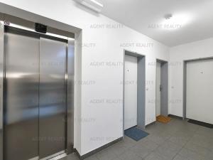 Pronájem bytu 2+kk, Praha - Holešovice, V závětří, 44 m2