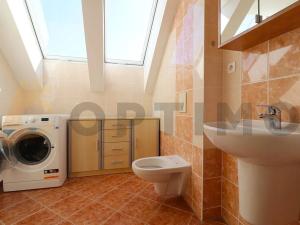 Pronájem bytu 1+kk, Praha - Písnice, Švihovská, 33 m2
