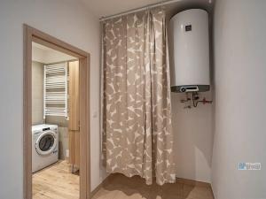 Pronájem bytu 2+kk, Praha - Žižkov, Štítného, 64 m2