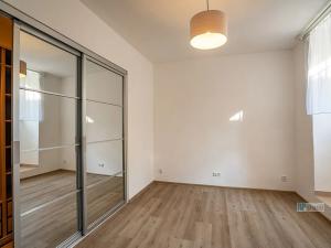 Pronájem bytu 2+kk, Praha - Žižkov, Štítného, 64 m2
