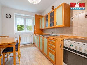 Prodej bytu 2+1, Trhové Sviny, Sídliště, 69 m2