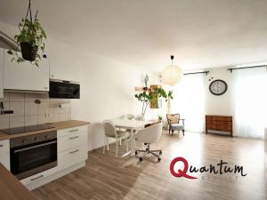 Pronájem bytu 1+kk, Praha - Letňany, Chotěšovská, 47 m2