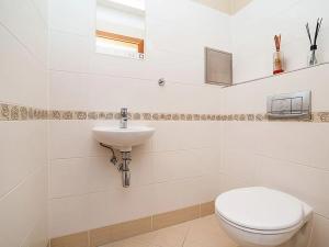 Pronájem bytu 3+kk, Praha - Pitkovice, Pýchavková, 75 m2