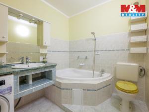Prodej bytu 3+1, Mašťov, Sídliště, 62 m2