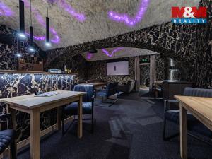 Pronájem restaurace, Benešov, Nádražní, 107 m2