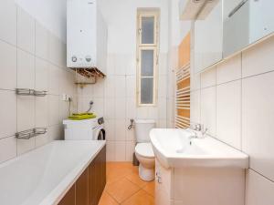Pronájem bytu 2+kk, Praha - Nové Město, Ke Karlovu, 40 m2