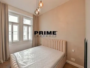 Pronájem bytu 2+kk, Praha - Vršovice, Na spojce, 42 m2