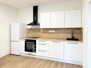 Pronájem bytu 2+kk, Kolín, Zengrova, 44 m2