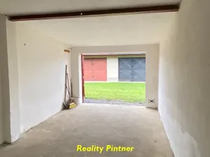 Pronájem garáže, Příbram, Třemošenská, 21 m2