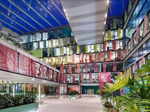 Pronájem kanceláře, Praha - Karlín, Karolinská, 551 m2