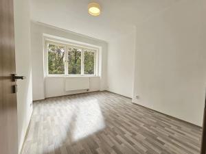 Pronájem bytu 2+kk, Praha - Žižkov, Křišťanova, 48 m2