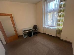 Pronájem bytu 2+kk, Praha - Libeň, Sokolovská, 47 m2