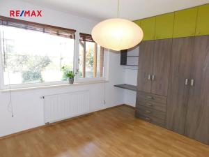 Pronájem bytu 2+kk, Praha - Velká Chuchle, Mrkosova, 60 m2