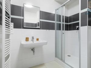 Pronájem bytu 1+kk, Brno, Kyselkova, 37 m2