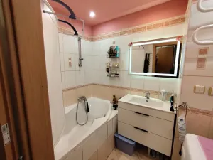Prodej bytu 3+1, Mělník, Sportovní, 69 m2