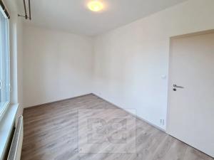 Pronájem bytu 2+kk, Praha - Vysočany, Čerpadlová, 54 m2