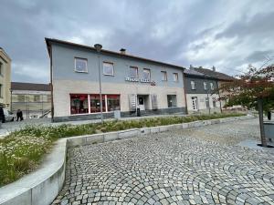 Pronájem kanceláře, Žďár nad Sázavou, nám. Republiky, 40 m2