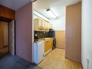 Prodej bytu 2+kk, Praha - Stodůlky, Kurzova, 44 m2