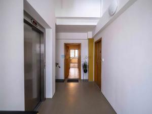 Prodej bytu 2+kk, Praha - Stodůlky, Kurzova, 44 m2