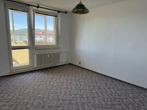 Pronájem bytu 2+1, Napajedla, Komenského, 51 m2