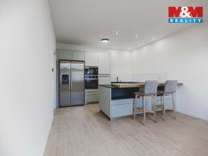 Prodej bytu 2+kk, Klatovy - Klatovy II, Dukelská, 56 m2