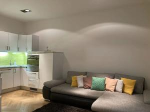 Pronájem bytu 2+kk, Praha - Žižkov, Čajkovského, 43 m2