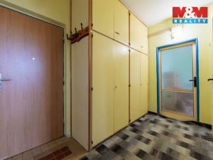 Prodej bytu 2+1, Rotava, Sídliště, 52 m2