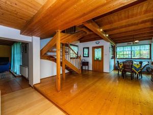 Prodej rodinného domu, Kosoř, Na Pískách, 150 m2