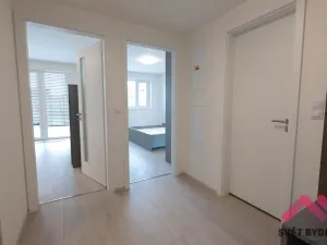 Pronájem bytu 2+kk, Praha - Holešovice, V háji, 55 m2