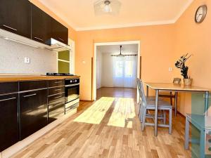 Pronájem bytu 2+1, Kroměříž, Vrobelova, 56 m2